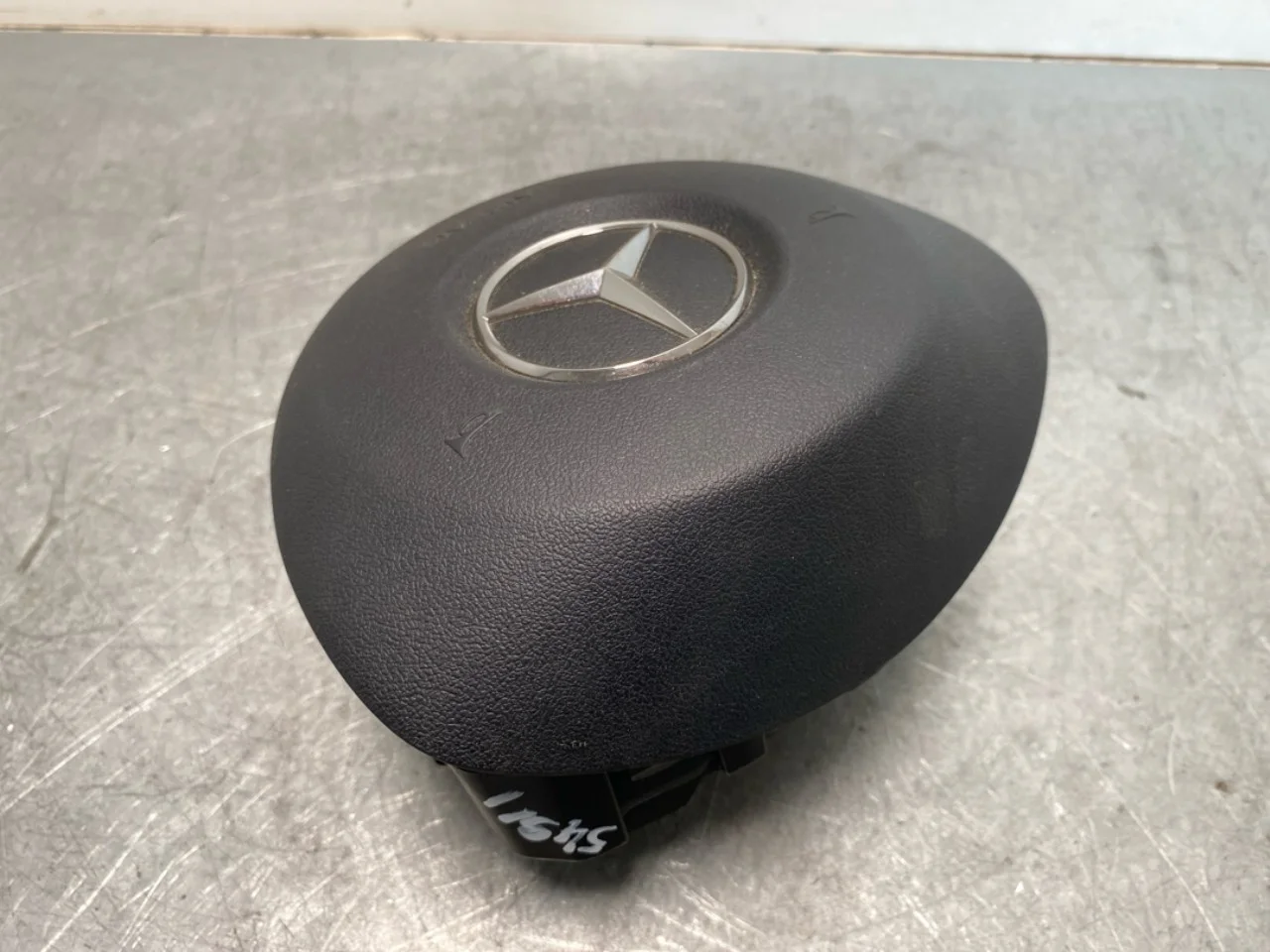 Mercedes B 180-200 W246/W242 2012-19 Légzsák, kormánypárna nézet 2