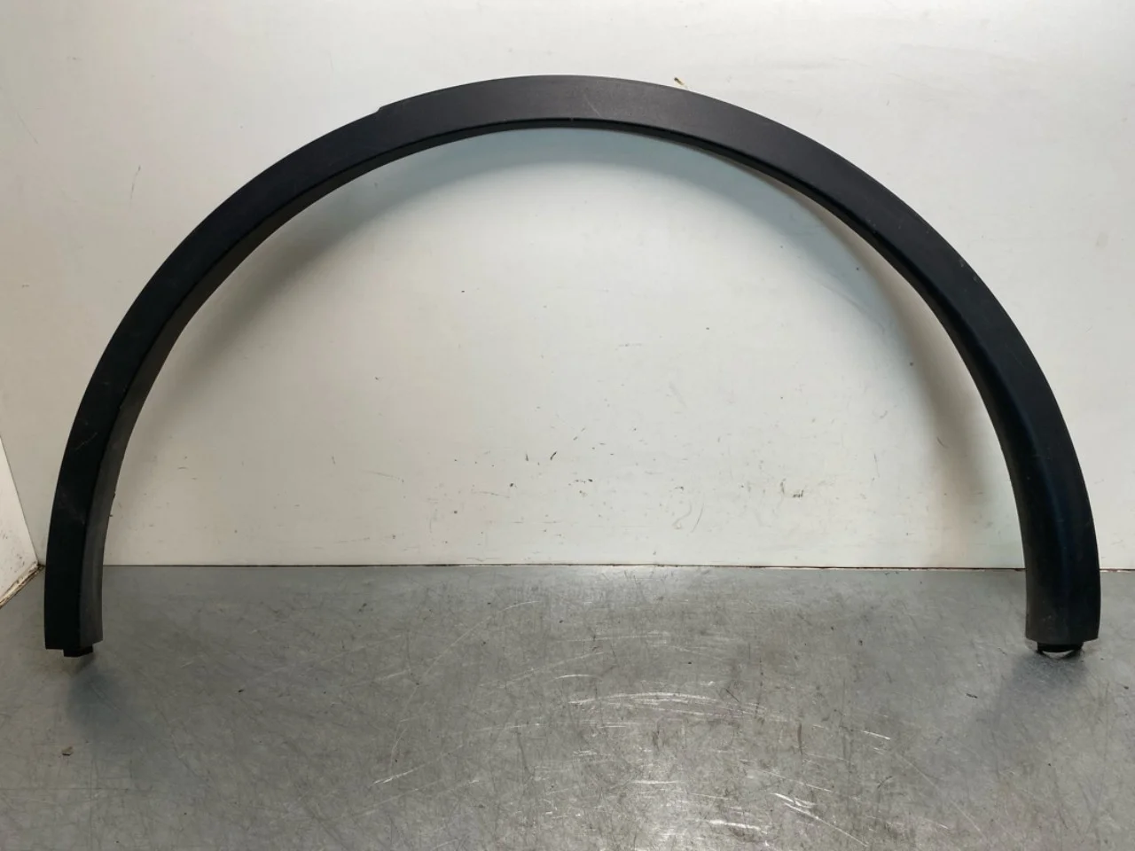 Tesla MODEL Y 2021- Wheel arch trim