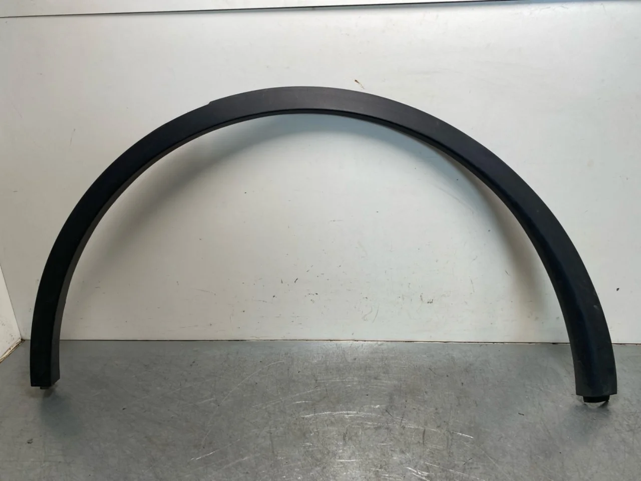 Tesla MODEL Y 2021- Wheel arch trim