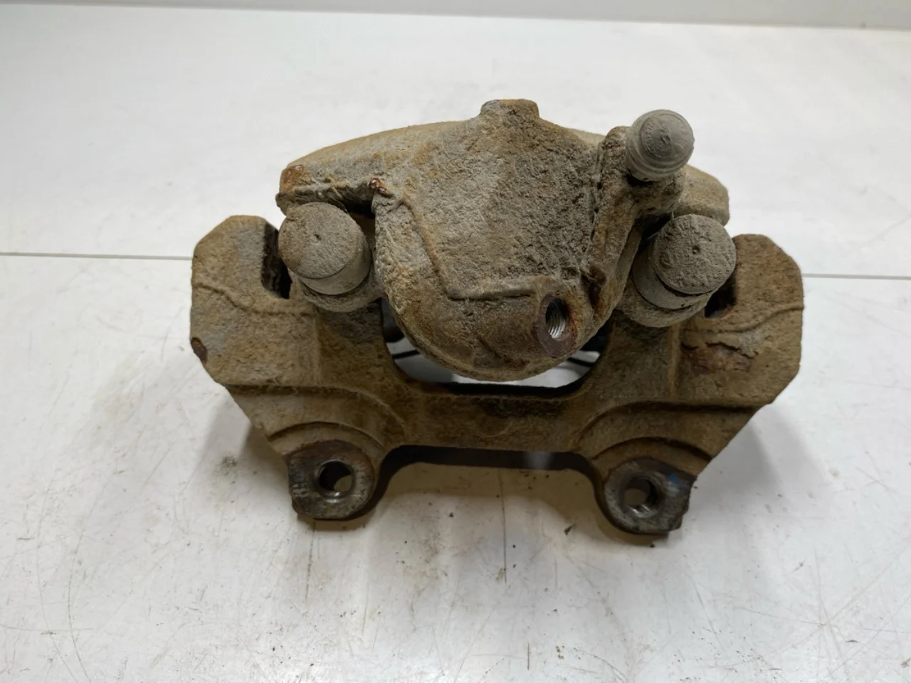 Fiat 500 2007->>24 Etrier frână față dreapta vedere 2