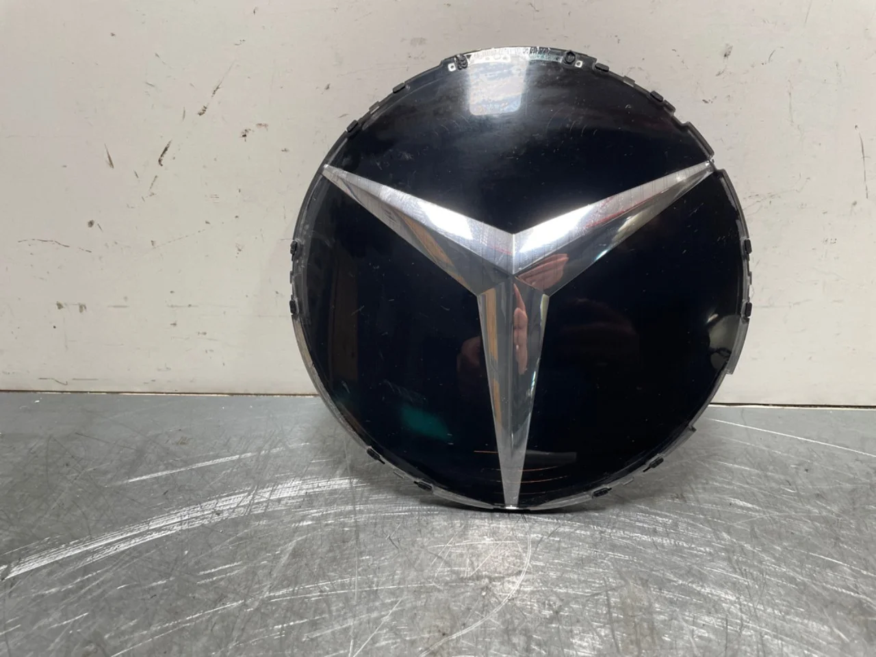 Mercedes EQE SUV X294 2022- Emblem view 2