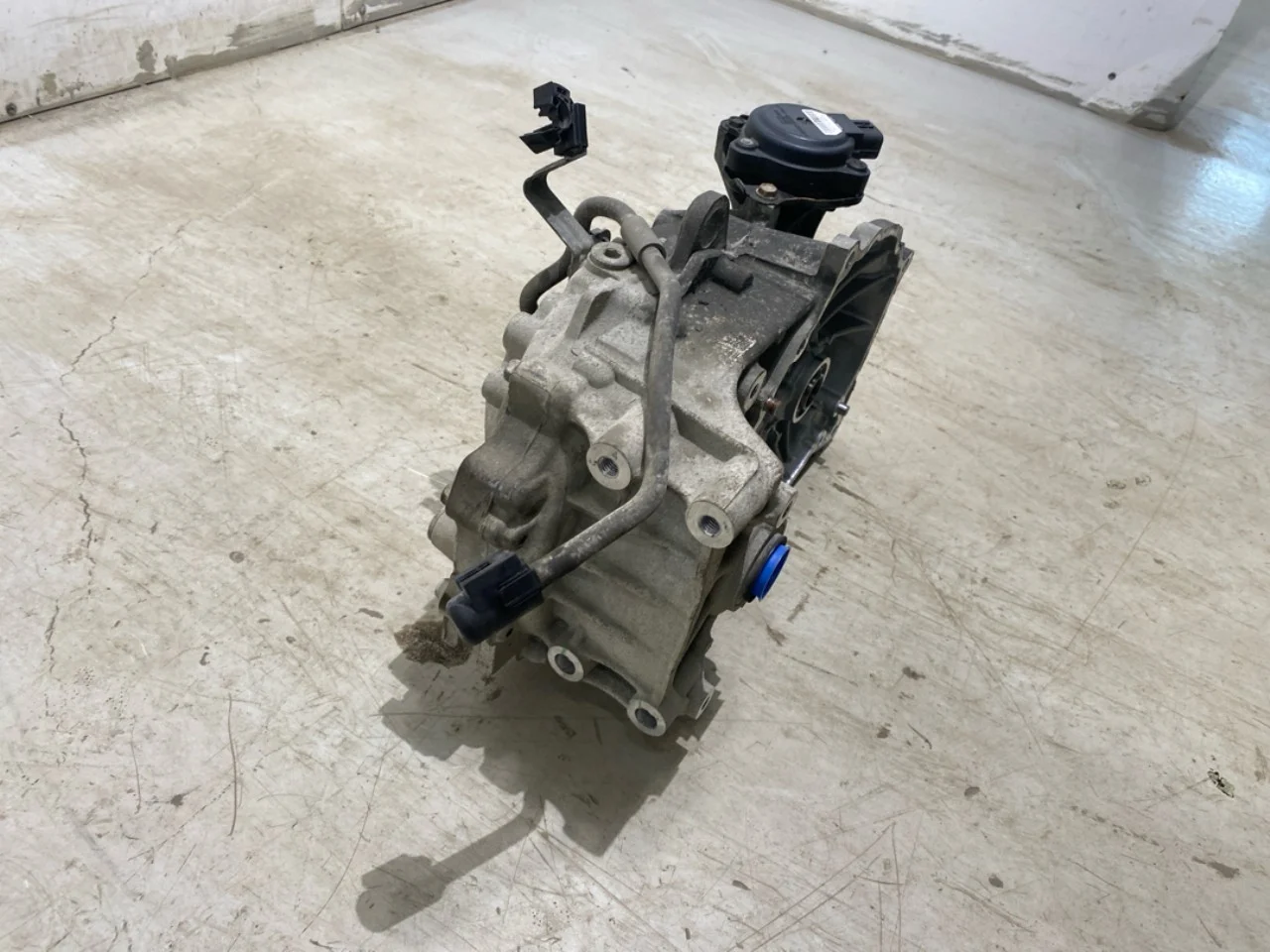 Nissan LEAF 2011-17 Automatic transmission view 3