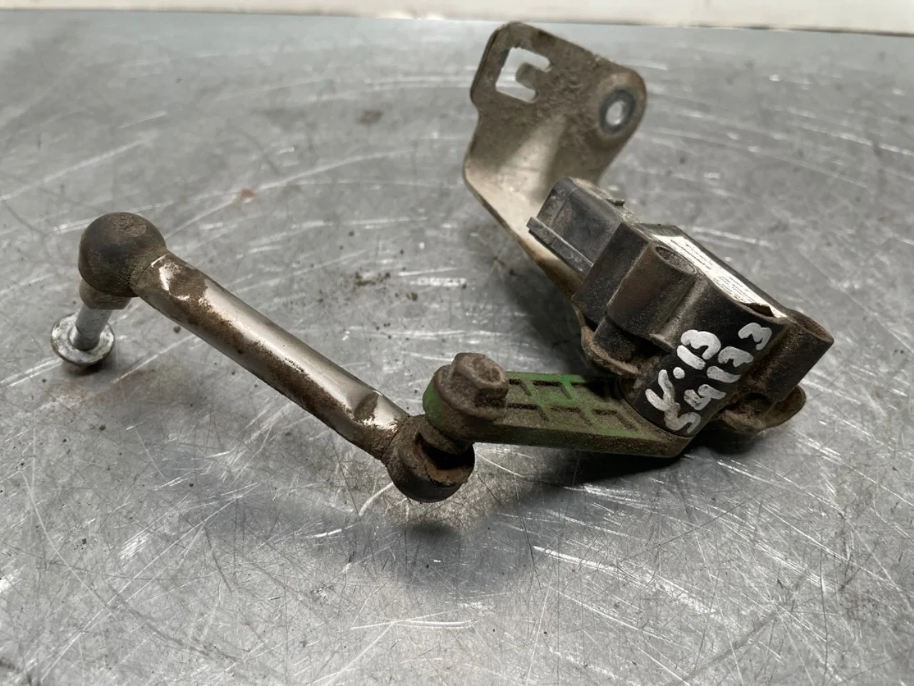 Tesla MODEL S 2013- Senzor reglaj nivel / suspensie pneumatică