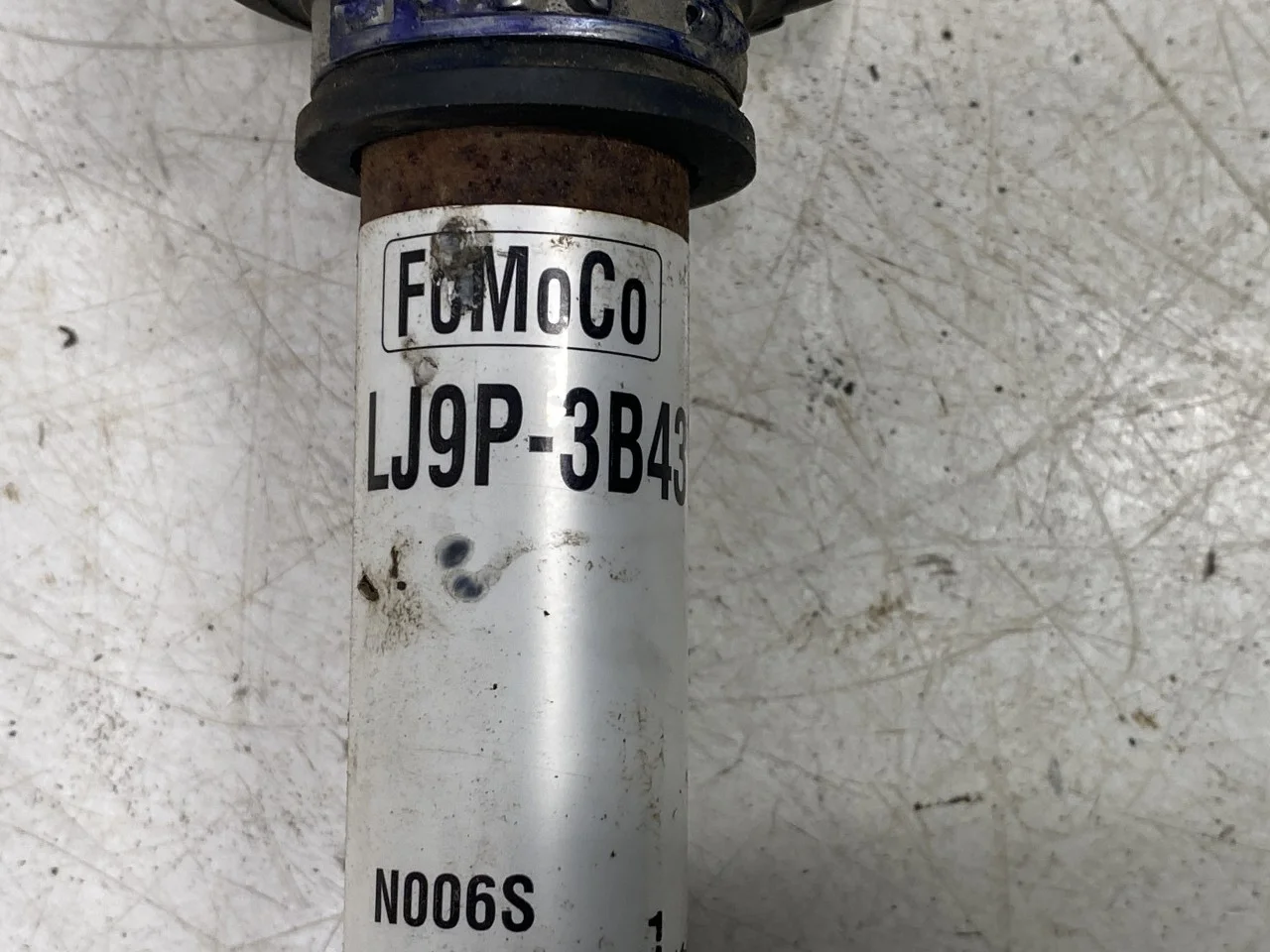 Ford MUSTANG MACH-E 2021- Front left driveshaft view 4
