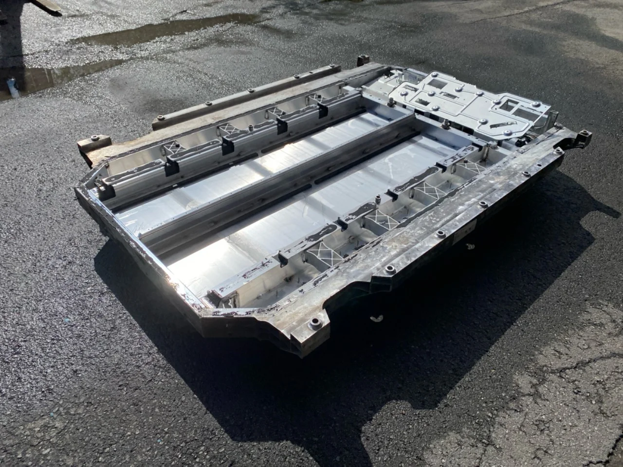 Mercedes EQC 2020- Baterie de înaltă tensiune vedere 3