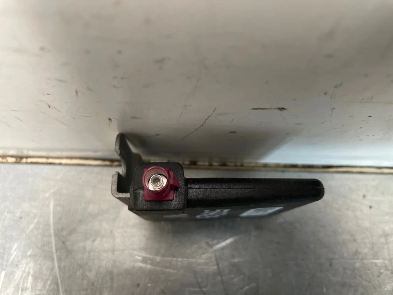 Volkswagen ID BUZZ/CARGO 2022- Antenna view 3