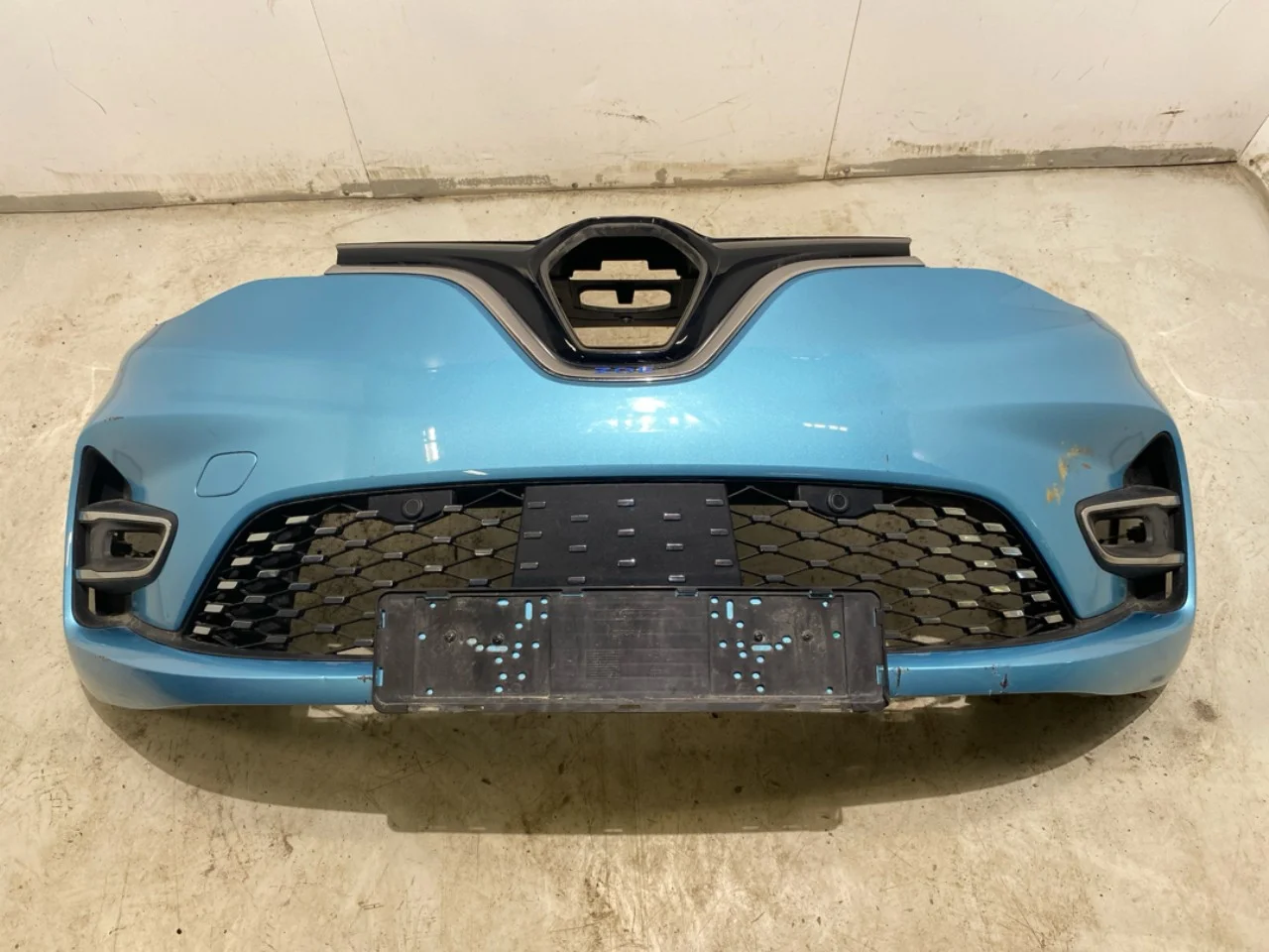 Renault ZOE/E- TECH 2013--> Front bumper