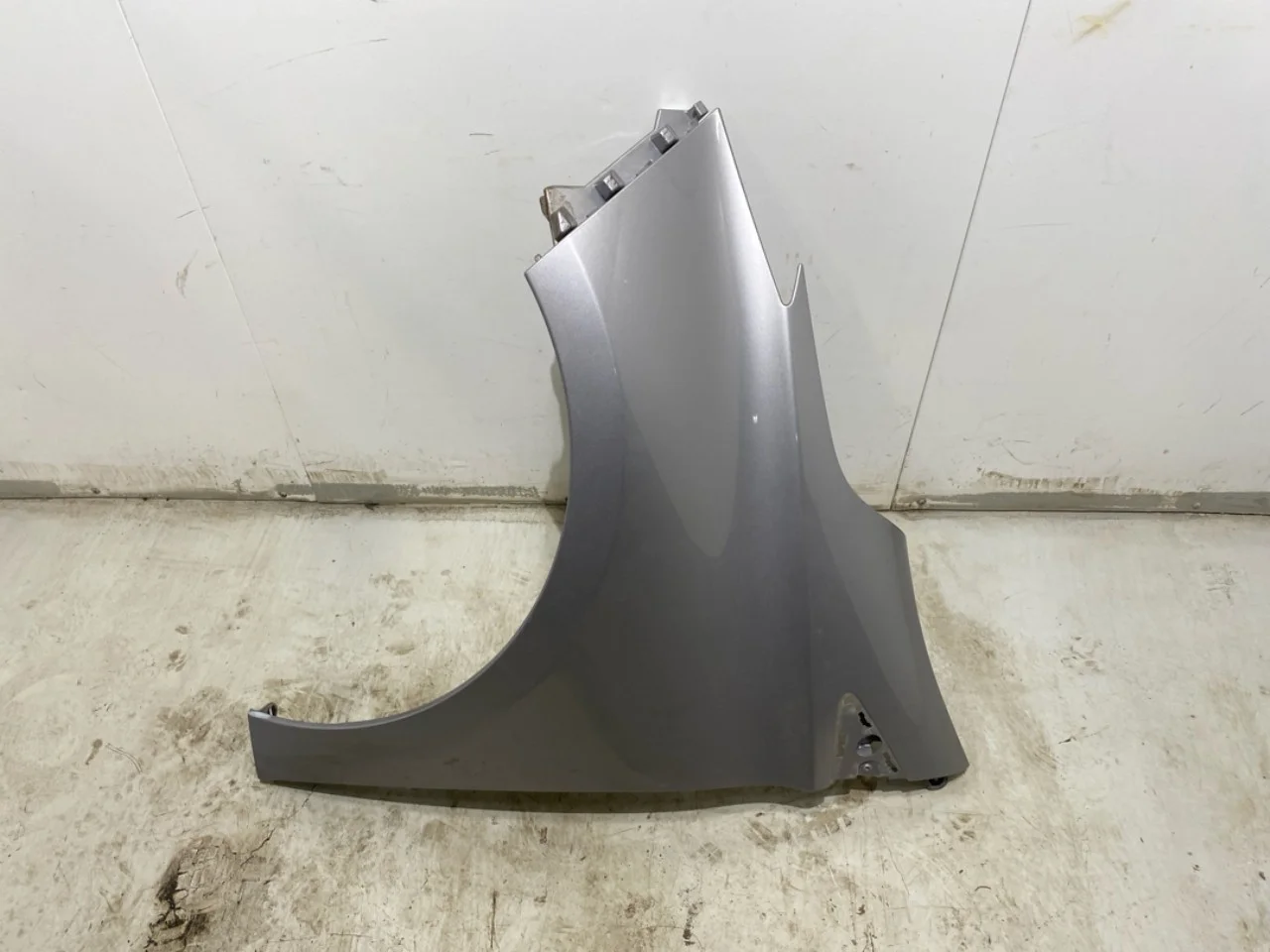 Renault ZOE/E- TECH 2013--> Front left fender