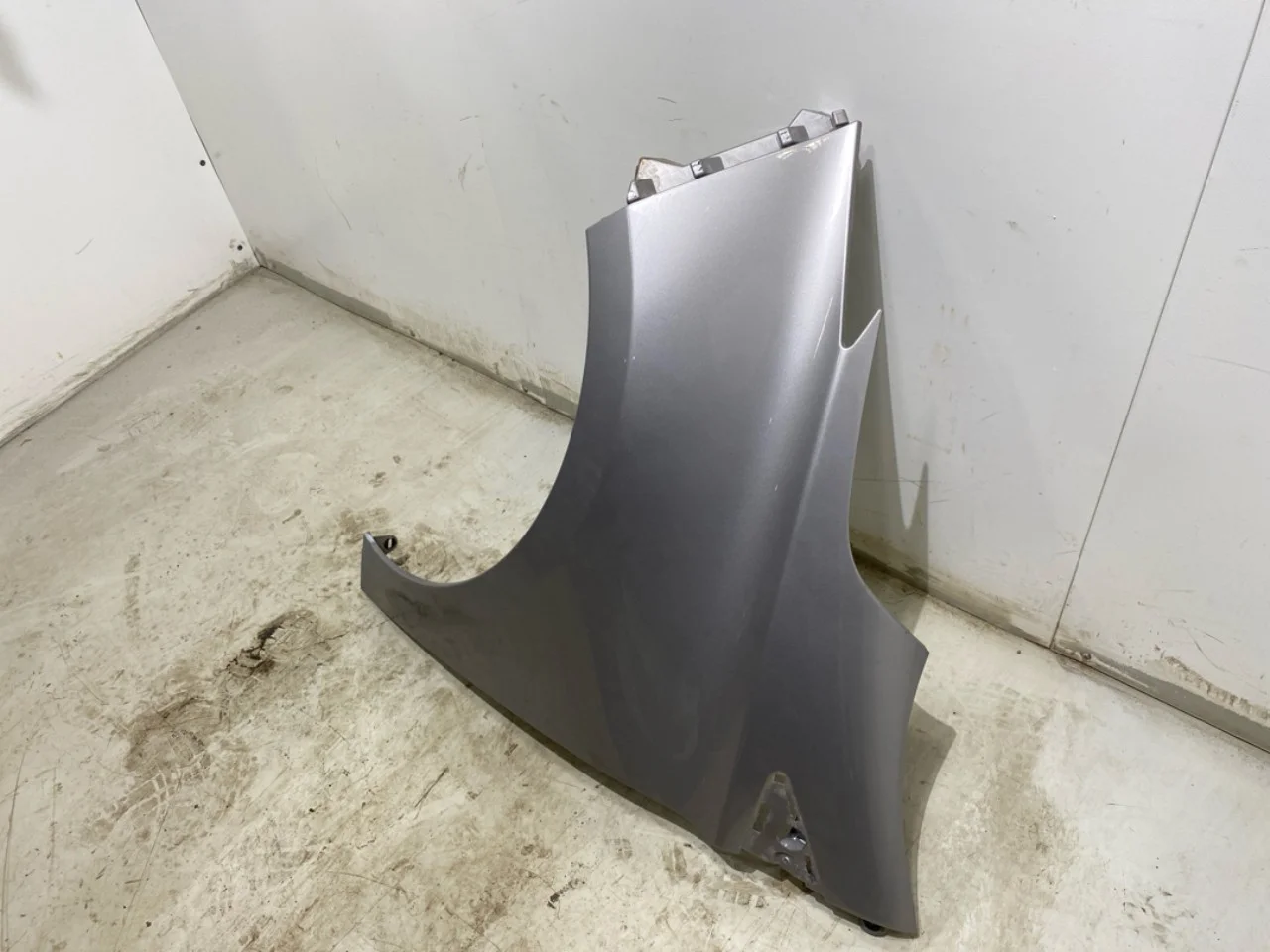 Renault ZOE/E- TECH 2013--> Front left fender view 2