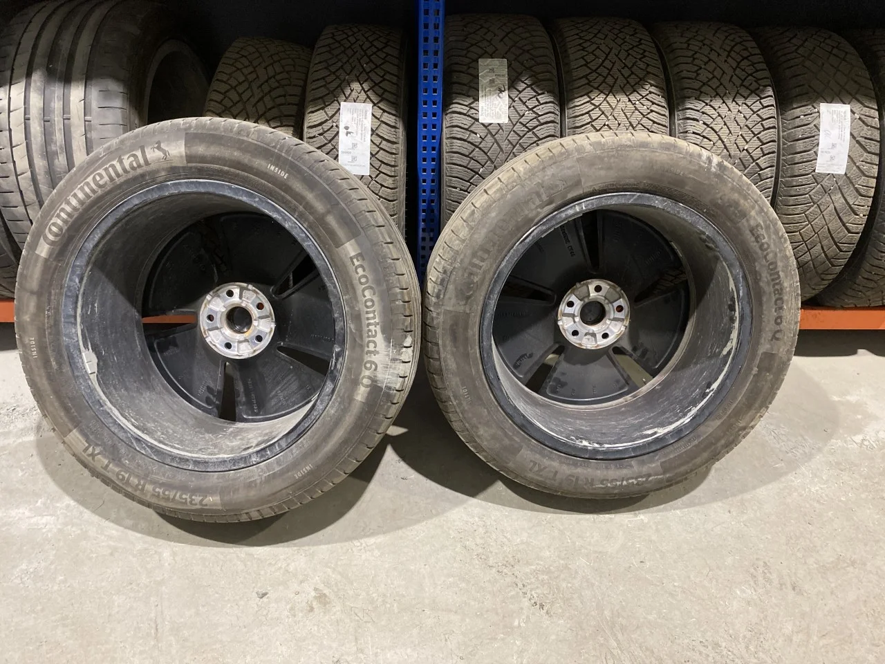 Volkswagen ID BUZZ/CARGO 2022- Wheel view 2