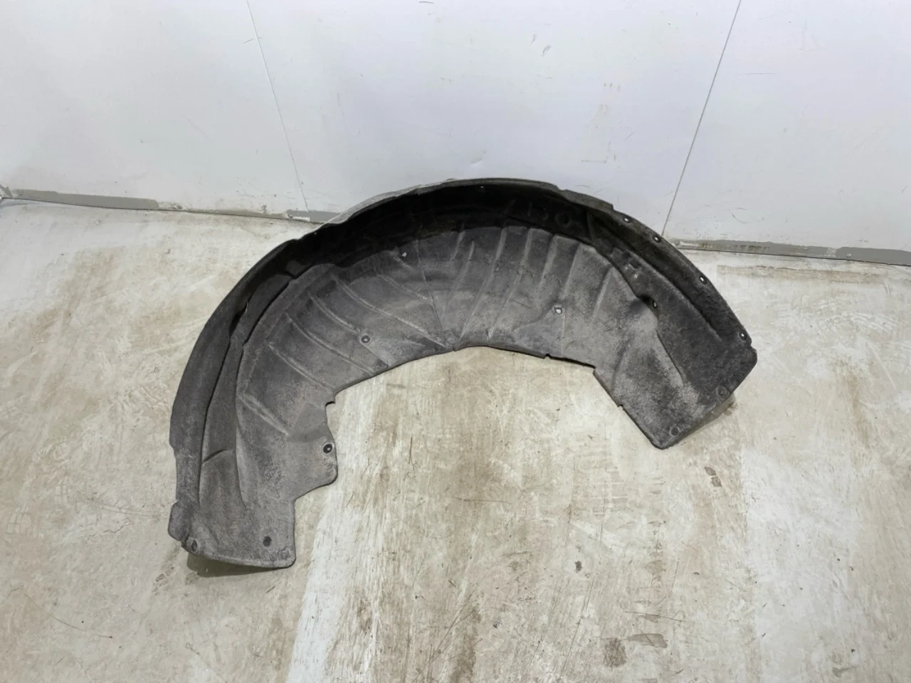 BMW IX 2022- Inner fender liner