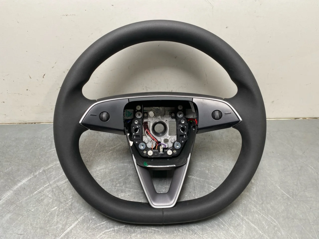 Tesla MODEL 3 2024- Kormánykerék