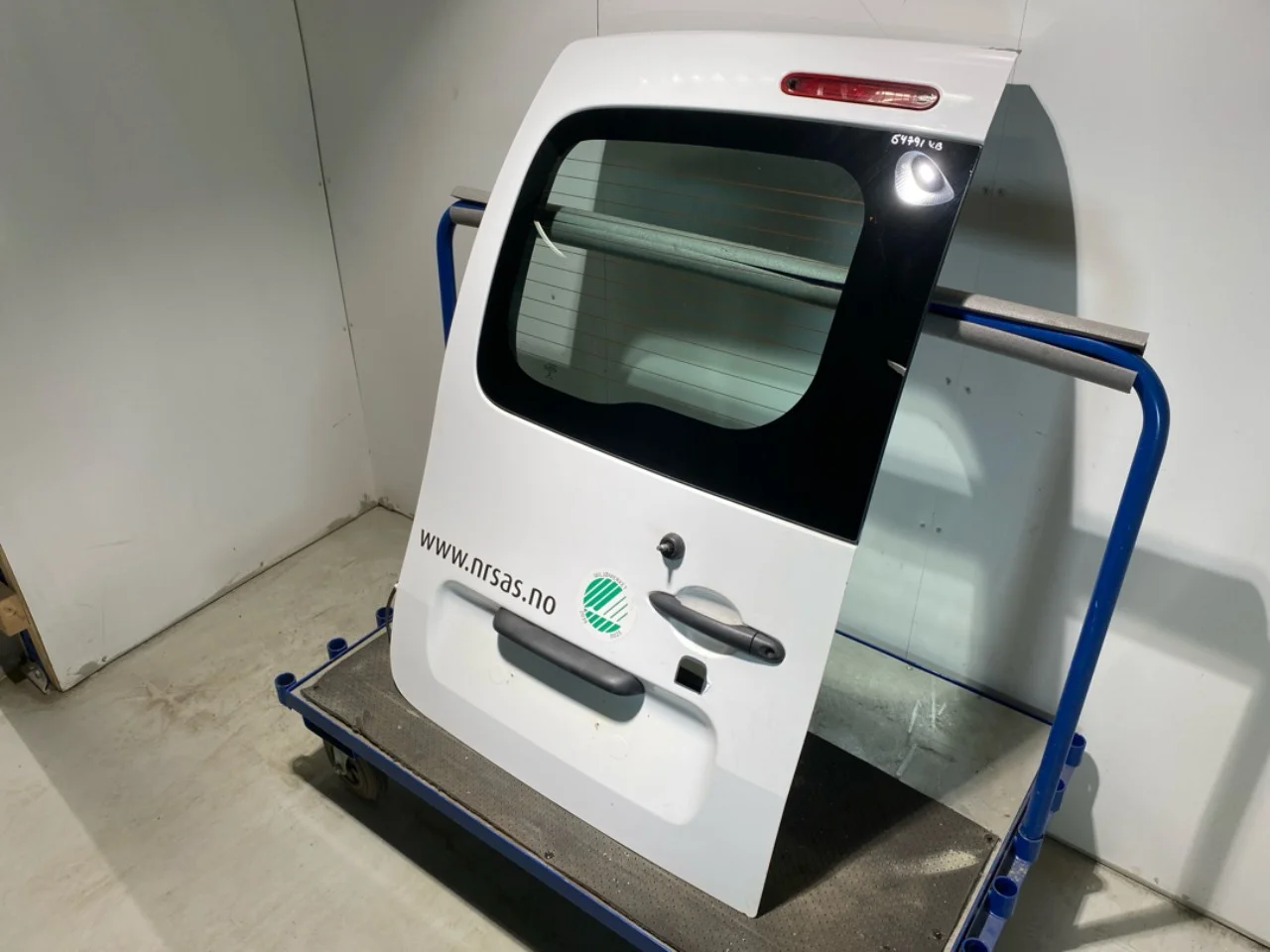 Renault EXPRESS Van rear door, left view 3