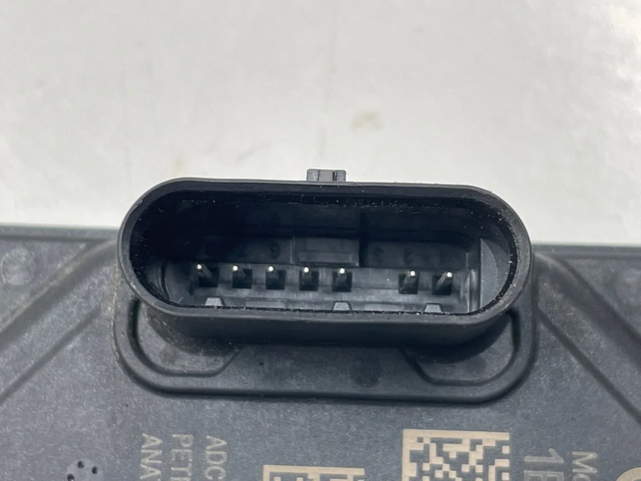 Volkswagen ID.4 2021- Tempomat (adaptív) érzékelő nézet 3