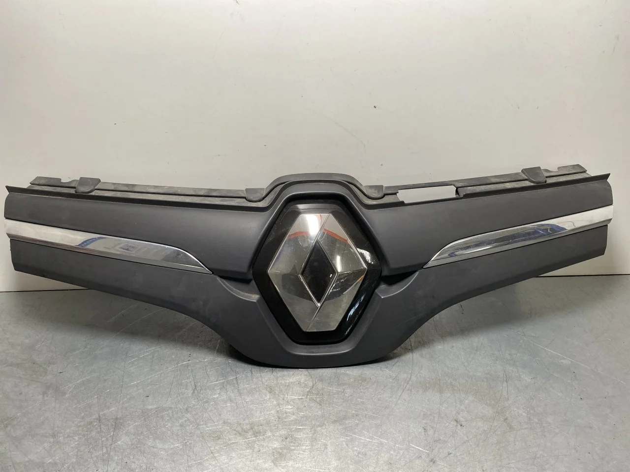 Renault EXPRESS Grille, complete