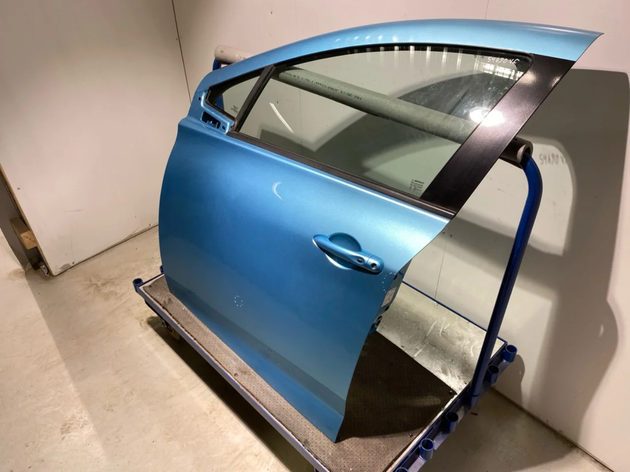 Renault ZOE/E- TECH 2013--> Ajtó, 4 ajtós, első, bal nézet 3