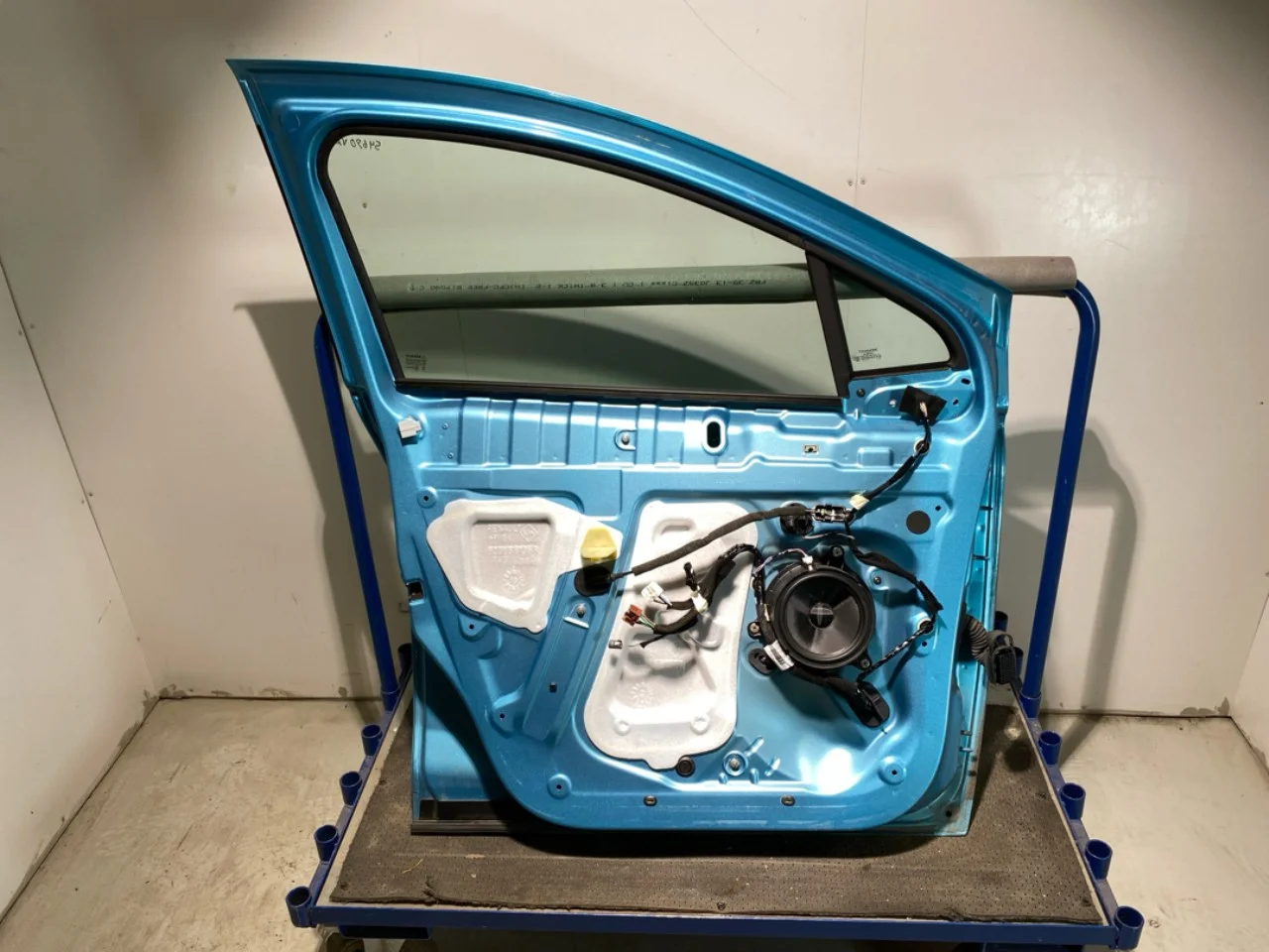 Renault ZOE/E- TECH 2013--> Ajtó, 4 ajtós, első, bal nézet 4