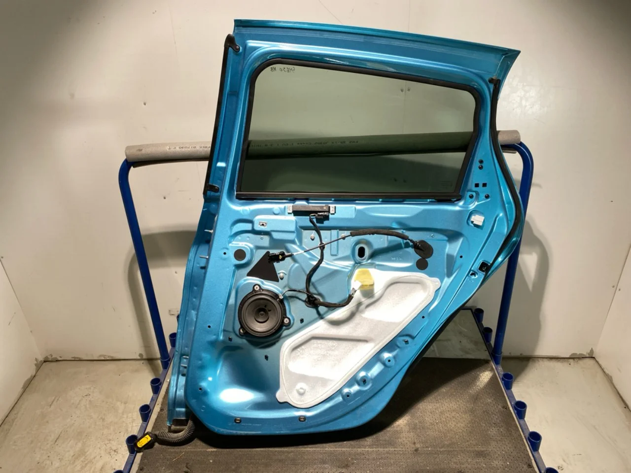 Renault ZOE/E- TECH 2013--> Ajtó, 4 ajtós, hátsó, jobb nézet 4