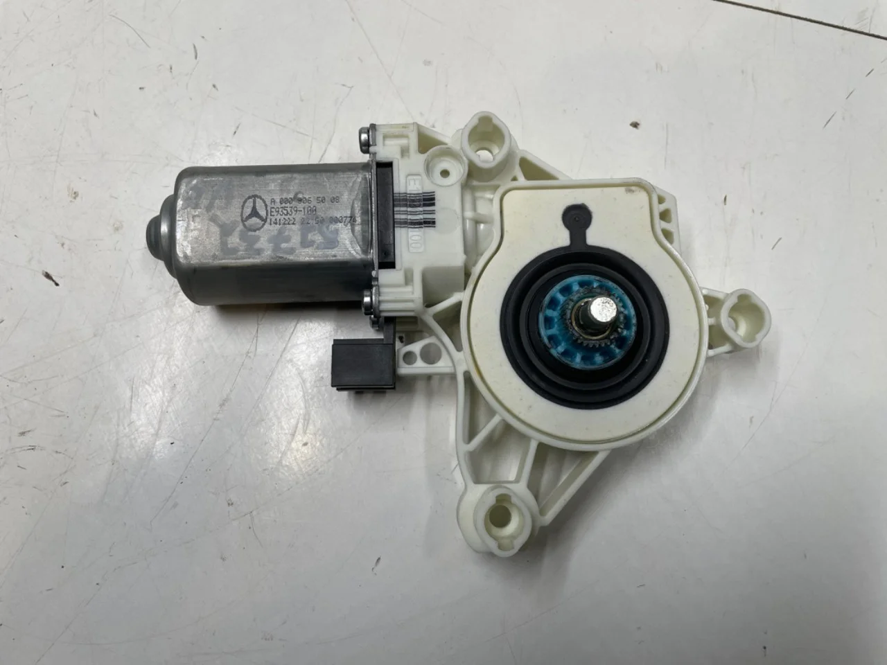 Mercedes EQS SUV X296 2022- Ablakemelő motor