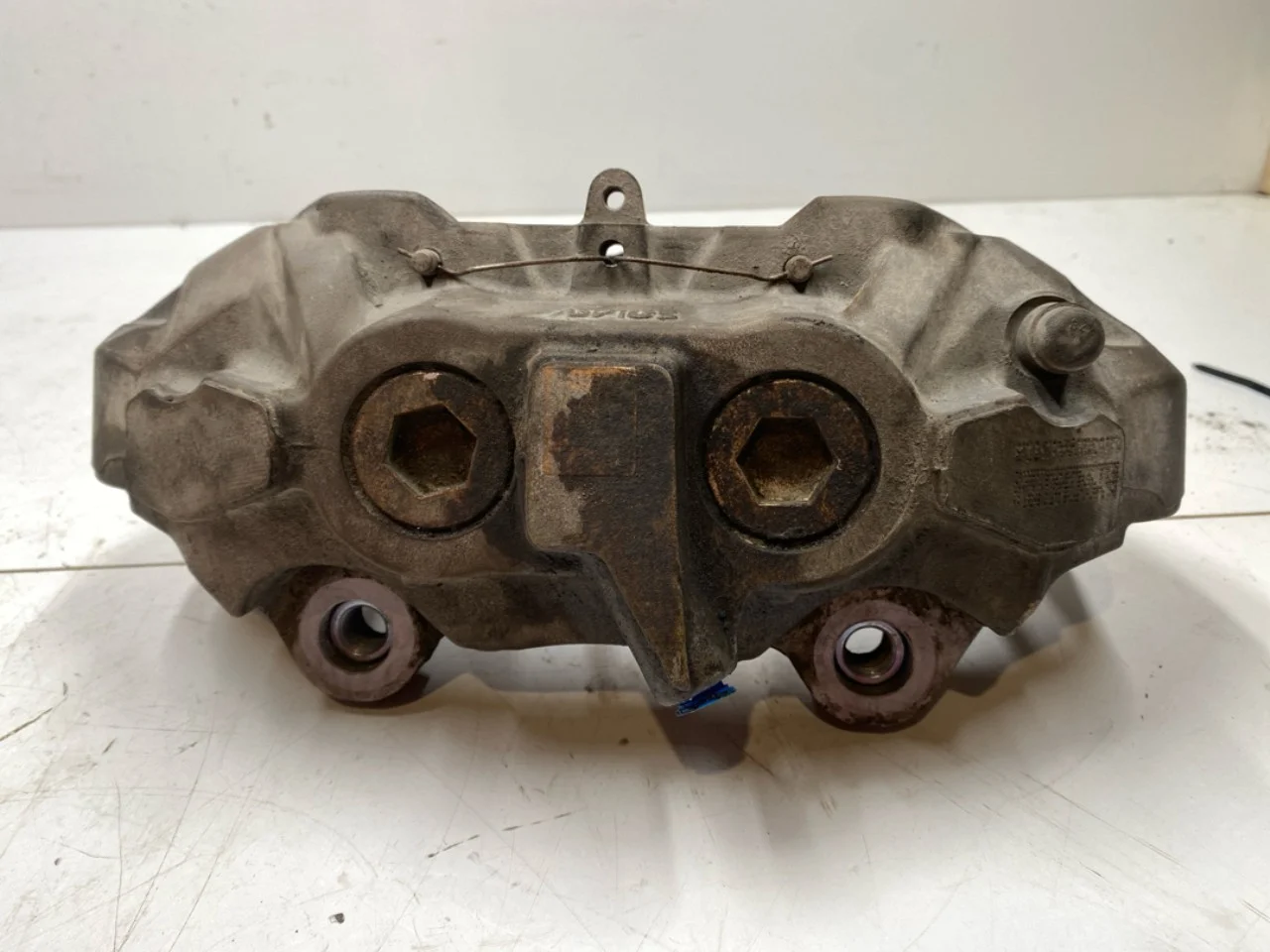 Mercedes EQC 2020- Front left brake caliper