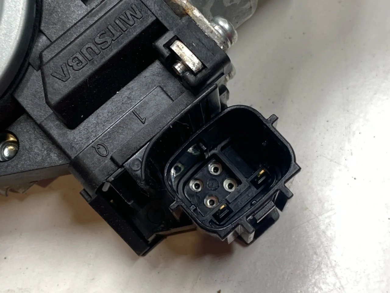 Nissan LEAF 2017-24 Electric window regulator, complete view 2