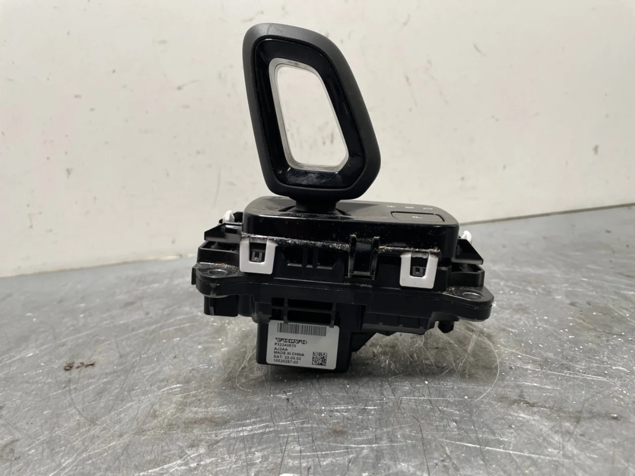 Volvo XC40/RECHARGE 2018- Váltókar nézet 3