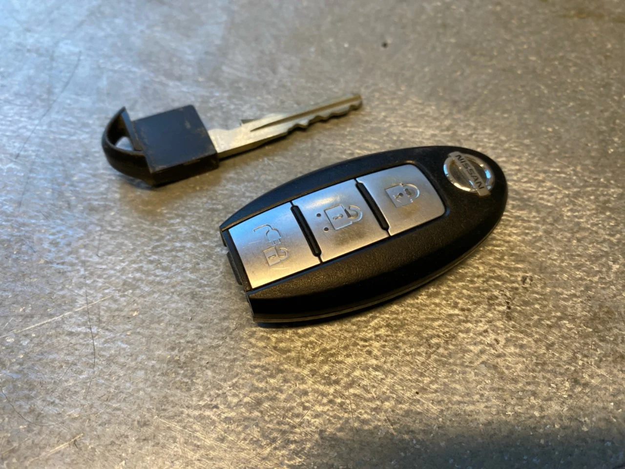 Nissan LEAF 2011-17 Remote control, central locking / alarm