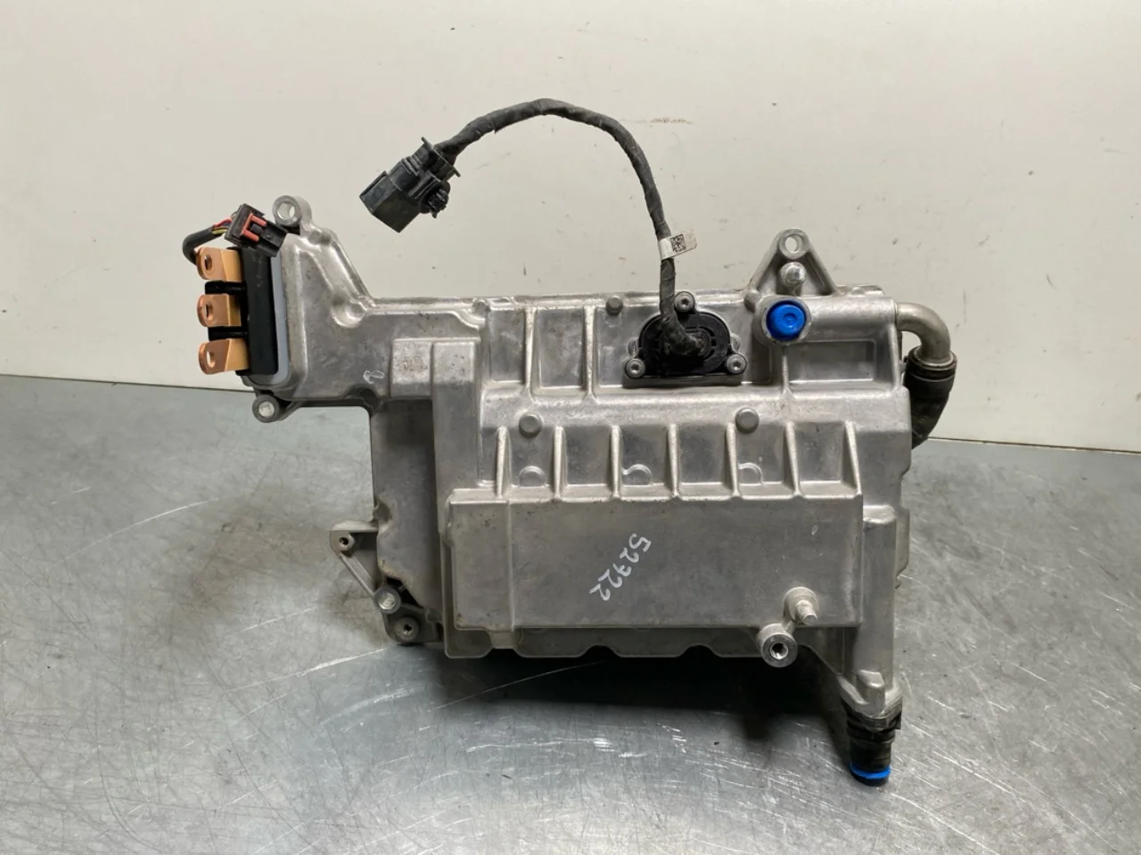 Opel / Vauxhall COMBO E 2019- Invertor, 12-220V vedere 3