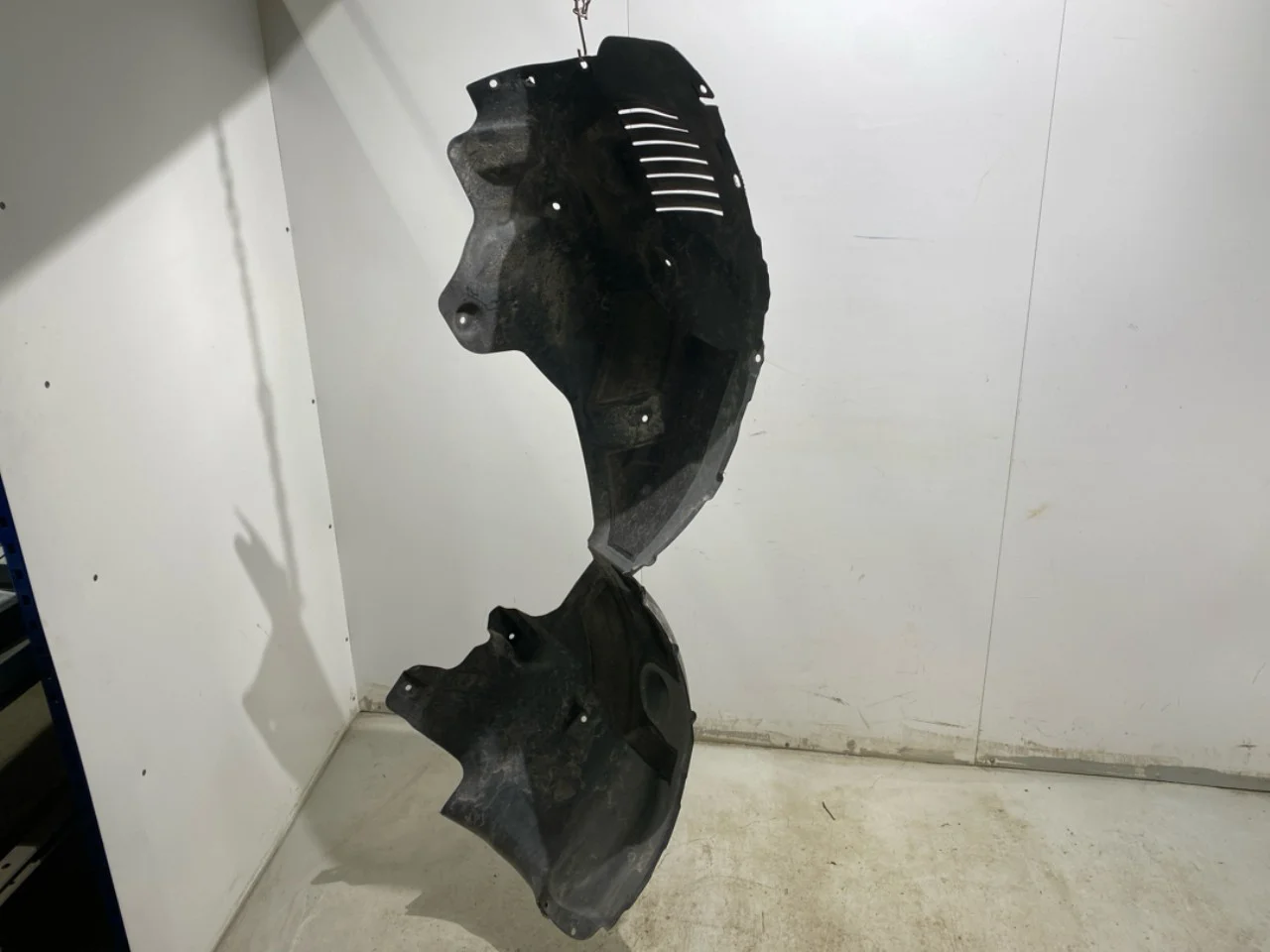 Tesla MODEL Y 2021- Inner fender liner