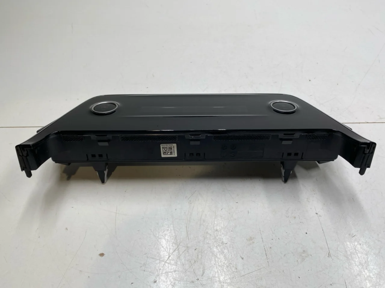 Hyundai IONIQ AE 2017-22 Heater control unit view 2