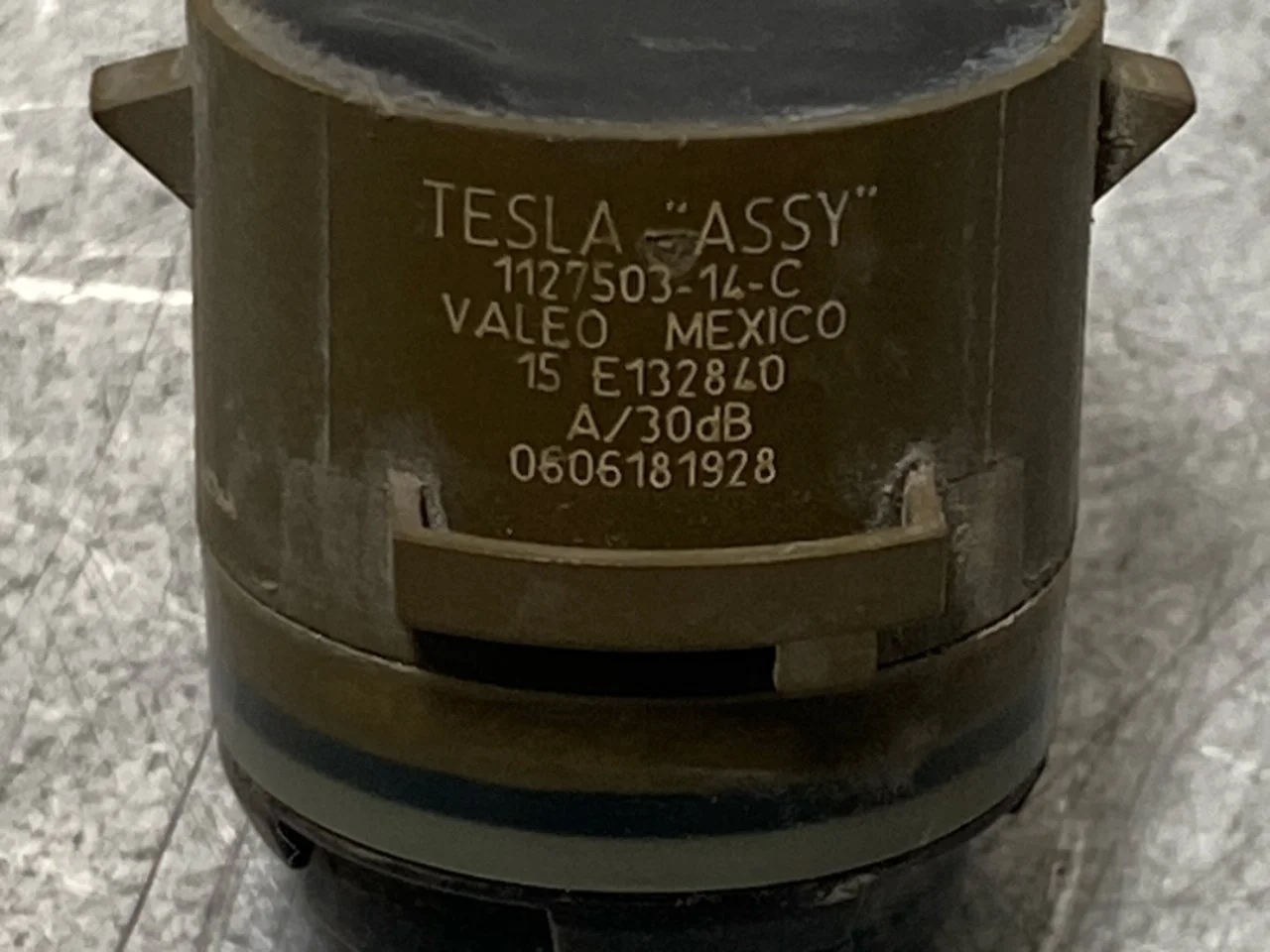 Tesla MODEL X 2016- Parkolószenzor, első nézet 3