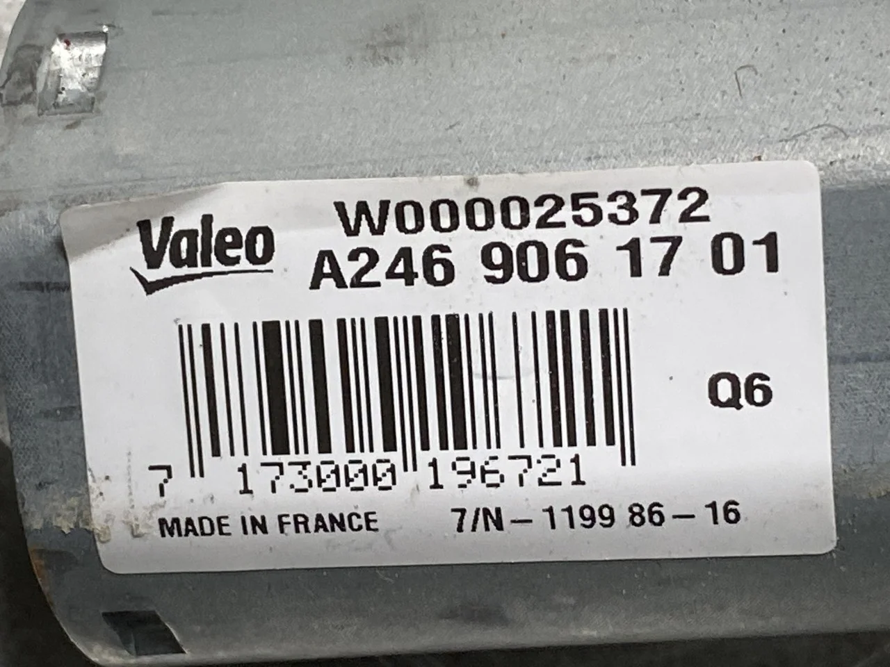 Mercedes B 180-200 W246/W242 2012-19 Ablaktörlő motor, csomagtérajtó nézet 3