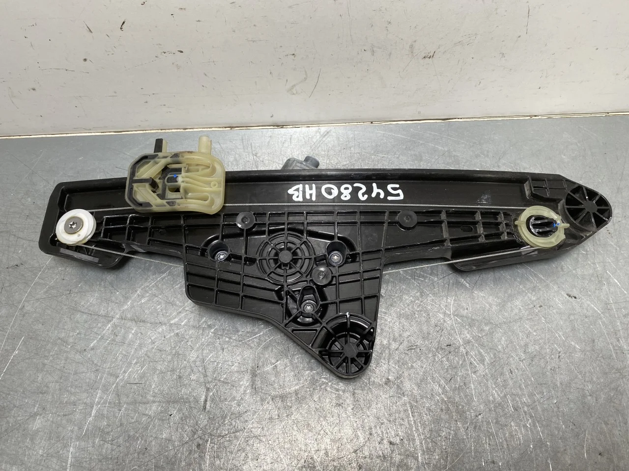 Ford EXPLORER ELECTRIC 2024- Electric window regulator, complete view 2