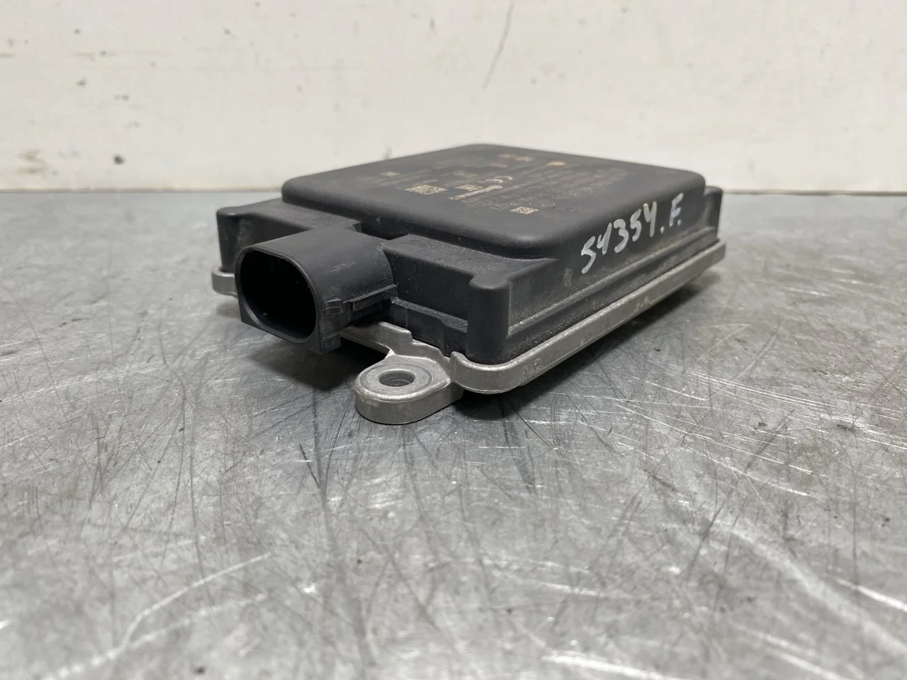Mercedes EQB X243 2022- Tempomat (adaptív) érzékelő nézet 3