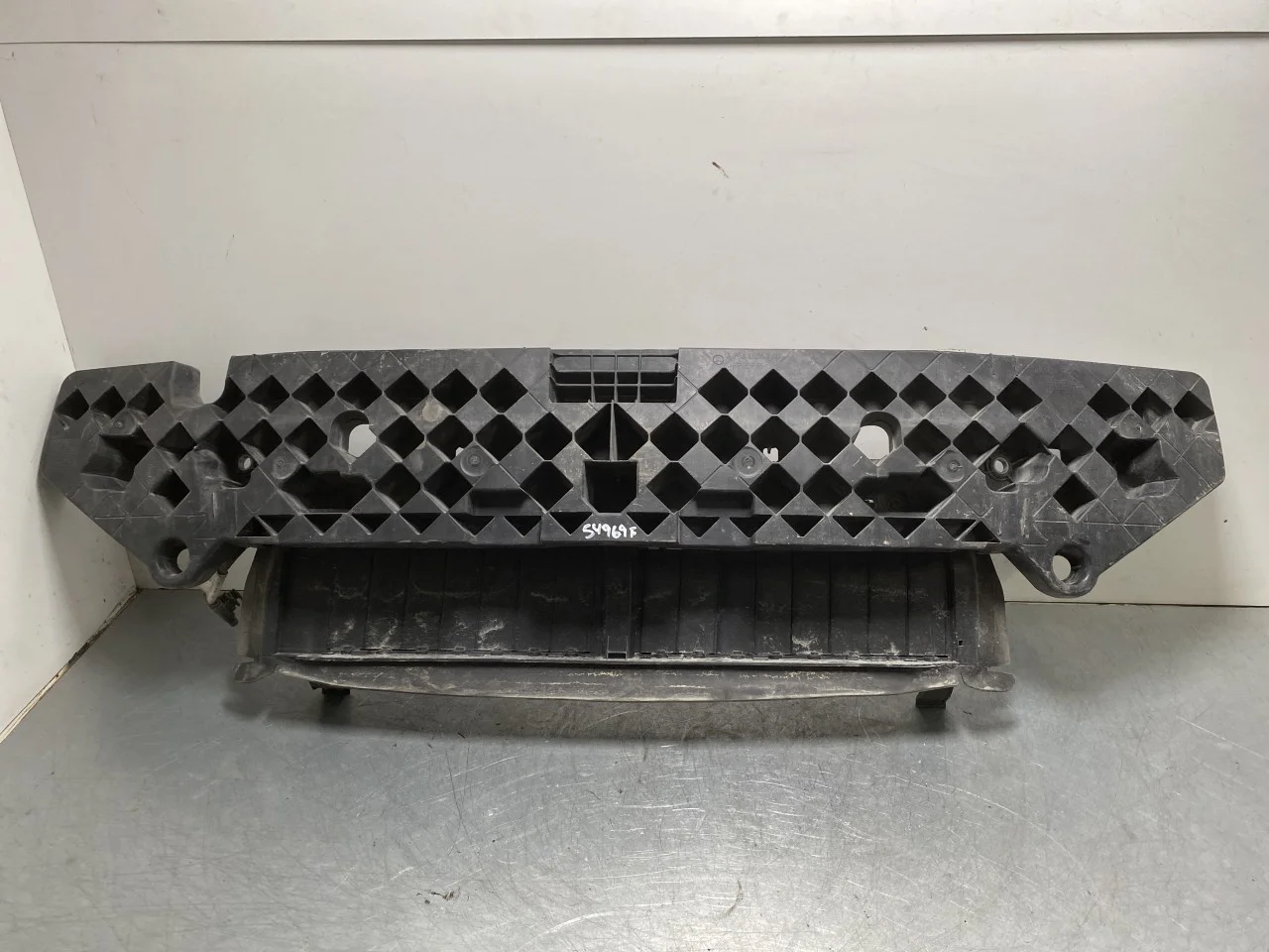 Mercedes EQC 2020- Front bumper