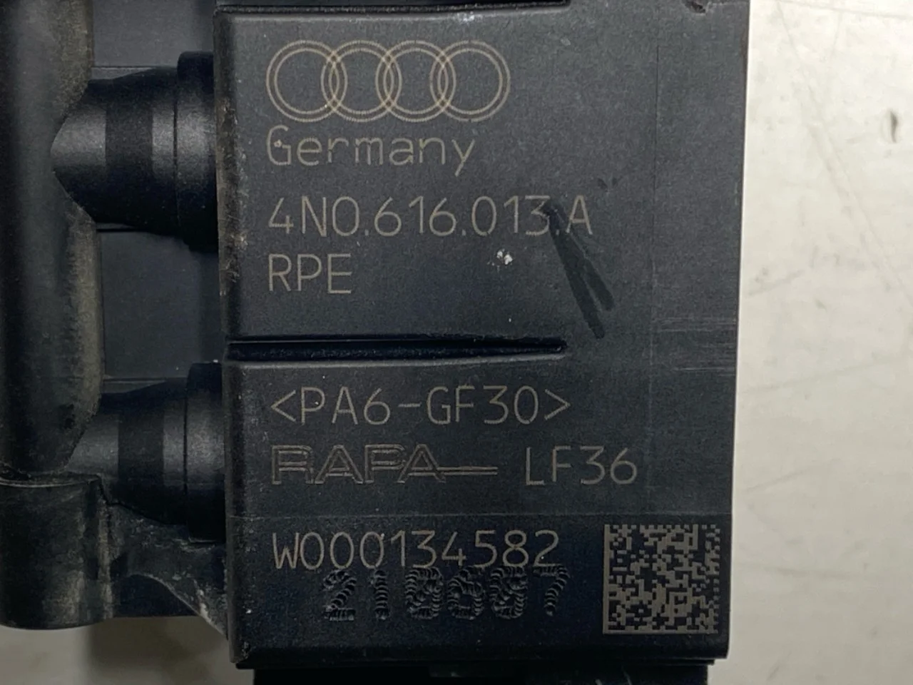 Audi E-TRON, S GE 2019- Kompresszor, lengéscsillapító / rugózás nézet 3