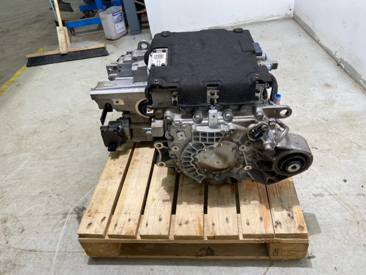 Elektromos motor, hátsó nézet 3