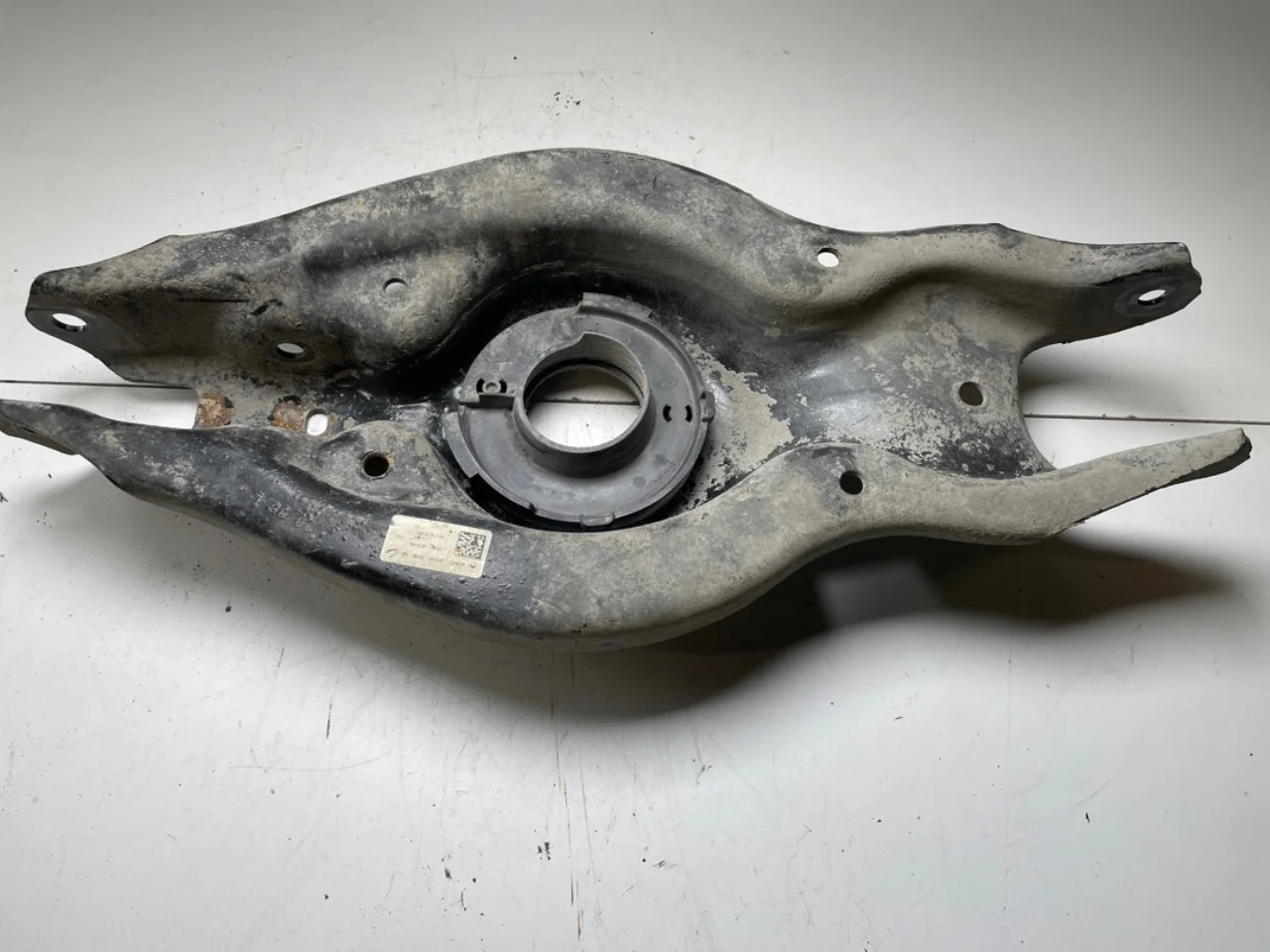 Mercedes EQE SUV X294 2022- Control arm, rear left