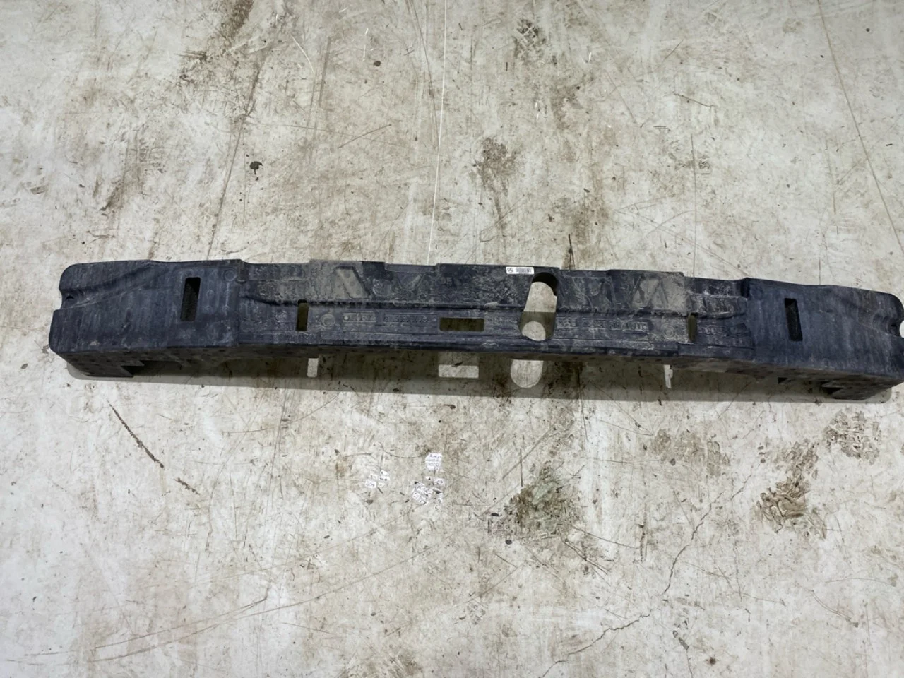 Mercedes EQE SUV X294 2022- Rear bumper impact absorber view 4