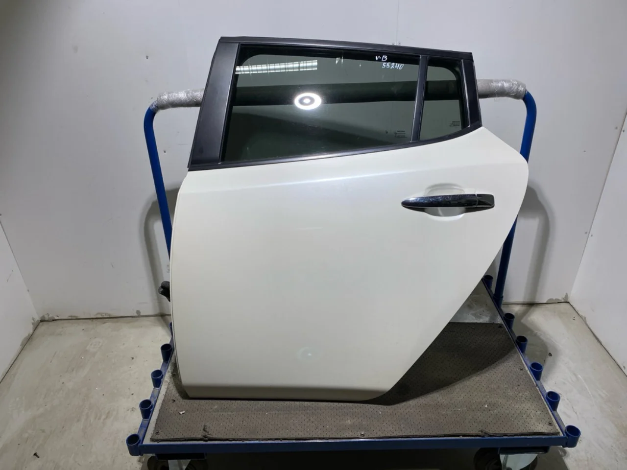 Nissan LEAF 2011-17 Rear left door, 4-door