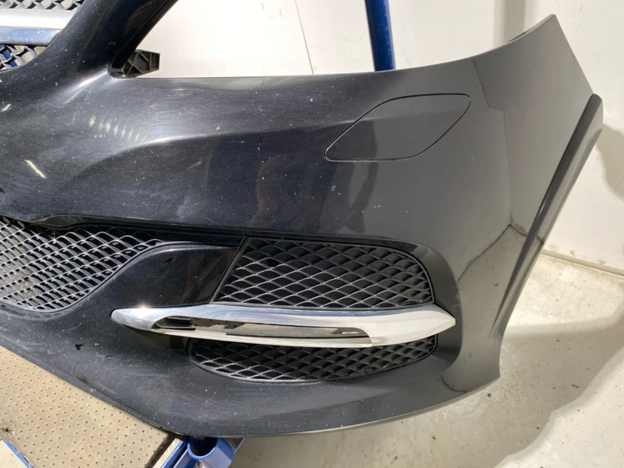 Mercedes B 180-200 W246/W242 2012-19 Lökhárító, első nézet 2