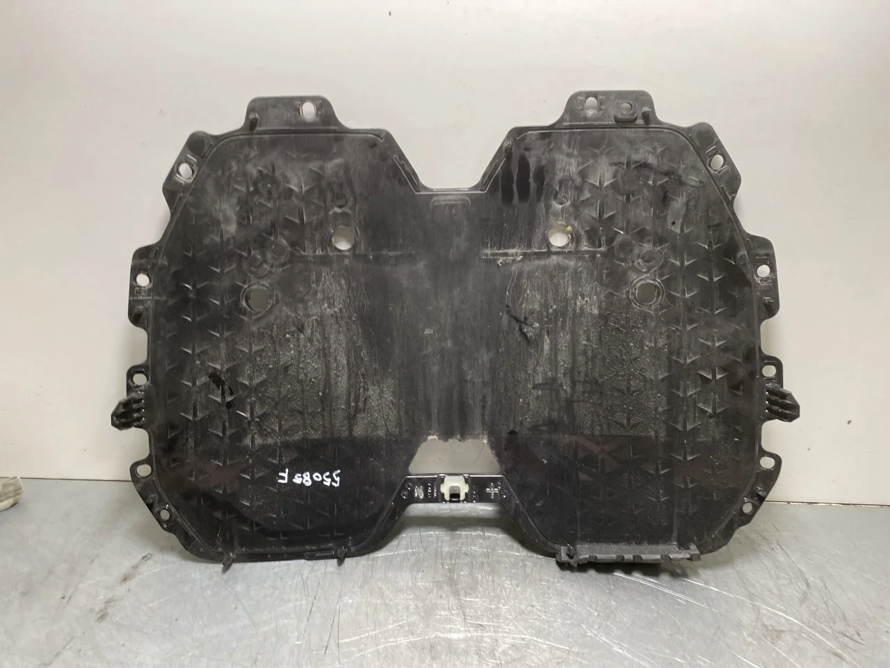 BMW IX 2022- Grille, complete view 3