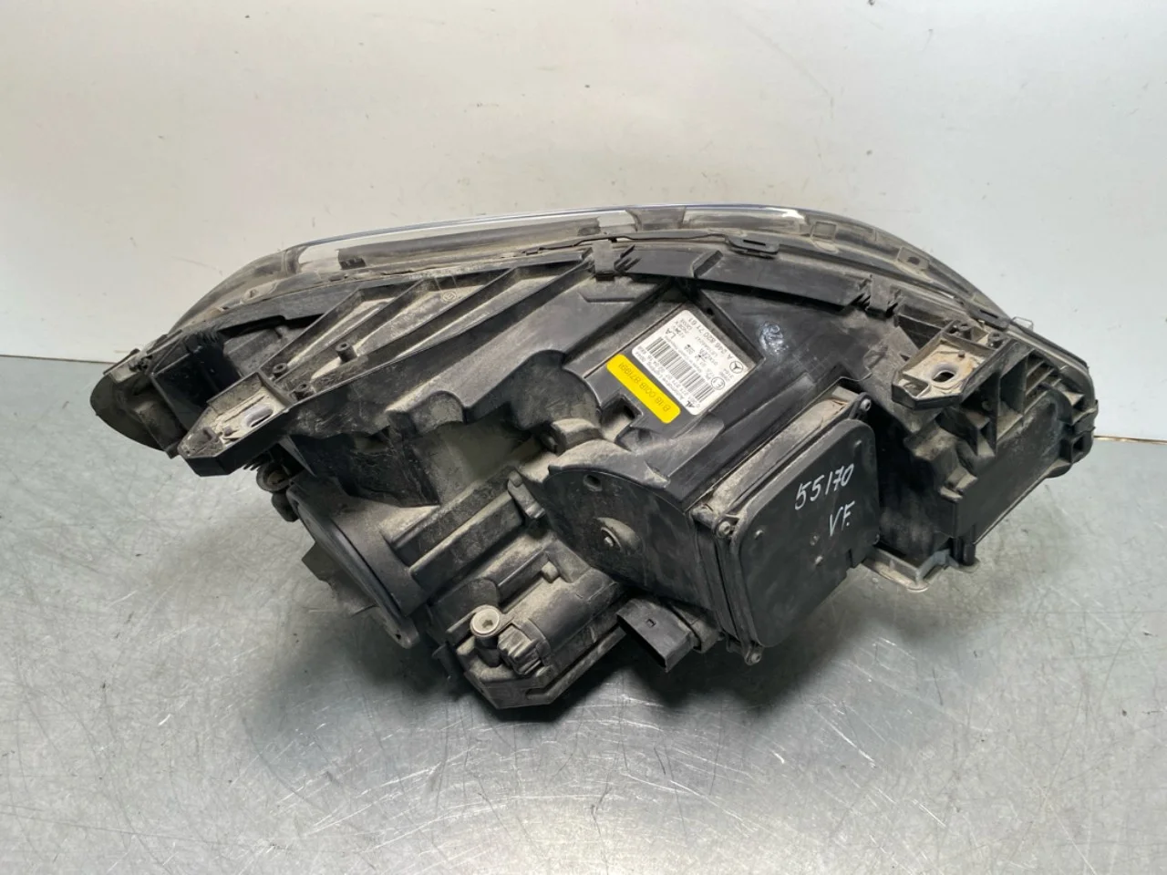 Mercedes B 180-200 W246/W242 2012-19 Fényszóró, bal nézet 2
