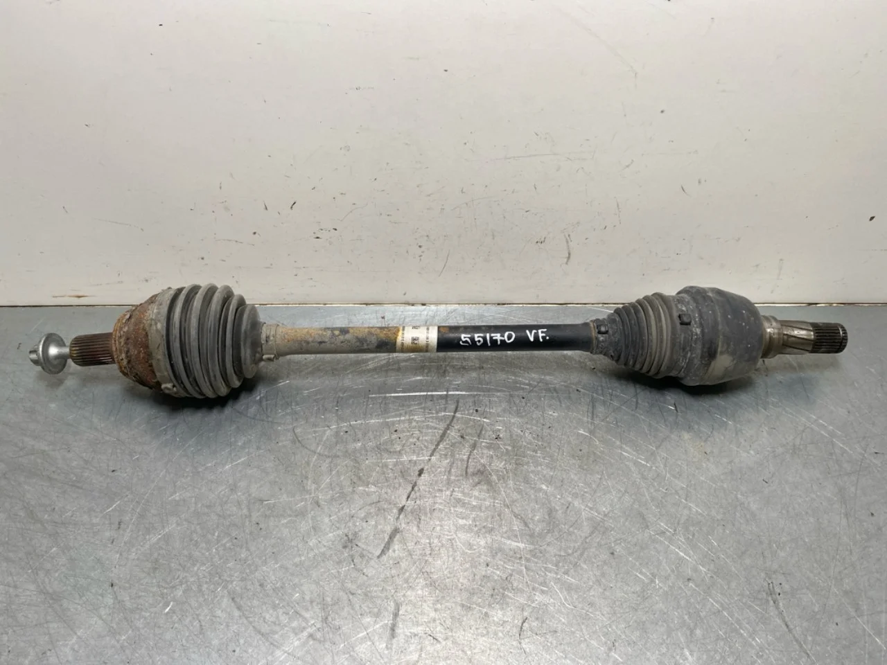Mercedes B 180-200 W246/W242 2012-19 Front left driveshaft