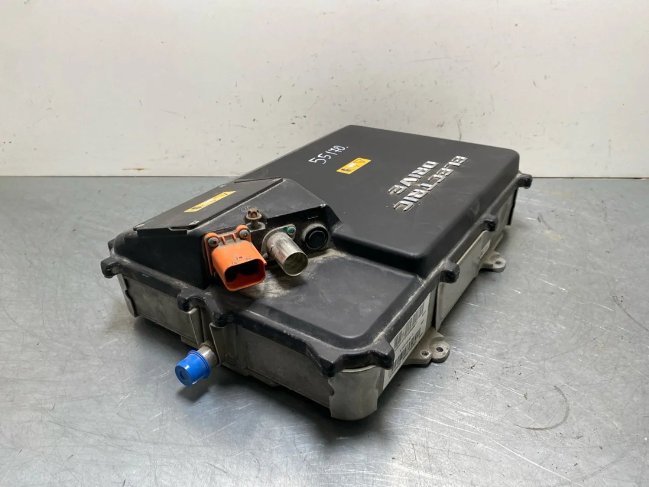 Mercedes B 180-200 W246/W242 2012-19 Akkumulátortöltő nézet 2