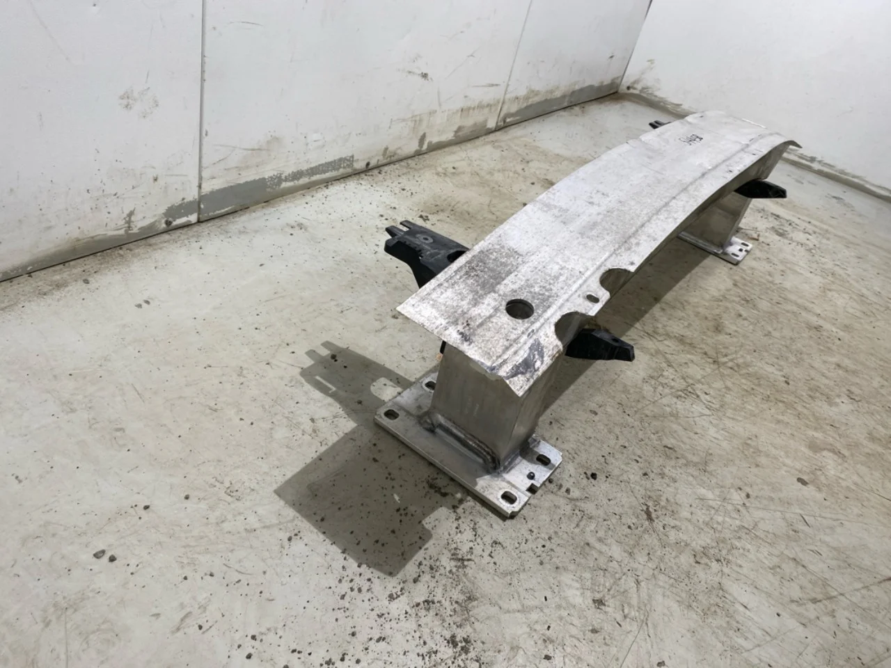 Audi E-TRON, S GE 2019- Bumper reinforcement beam, front view 2