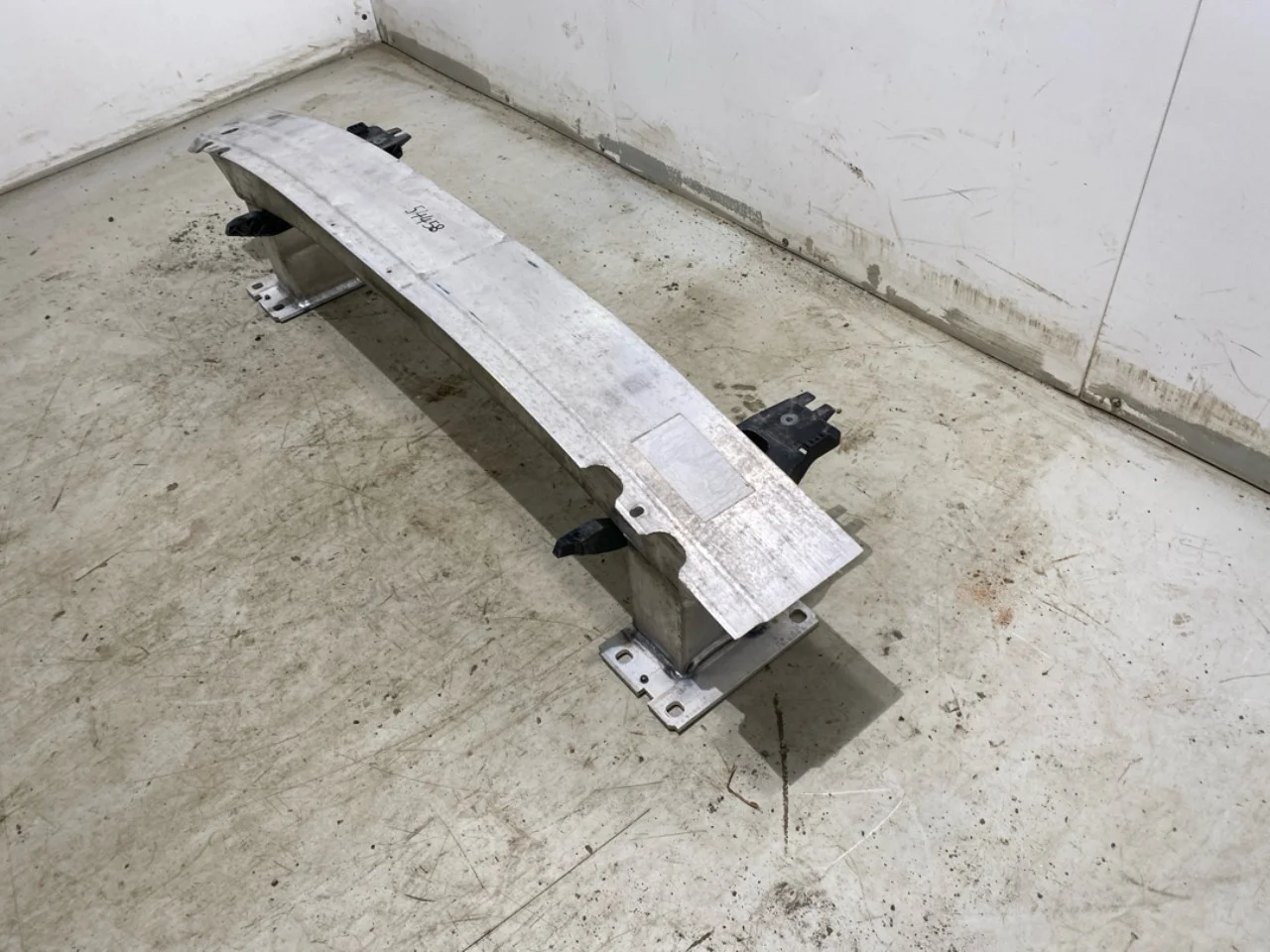 Audi E-TRON, S GE 2019- Bumper reinforcement beam, front view 3