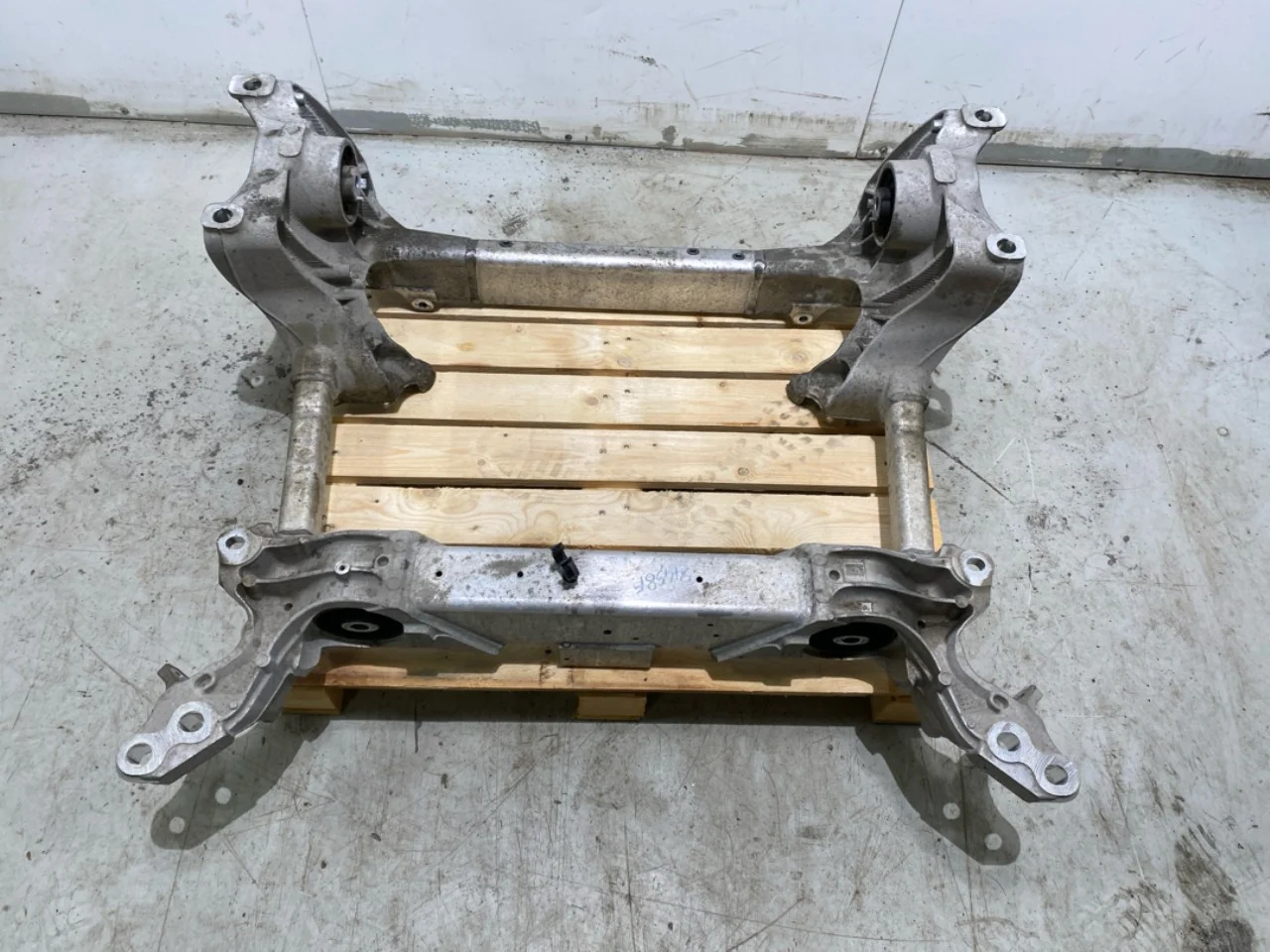 Audi E-TRON, S GE 2019- Front subframe
