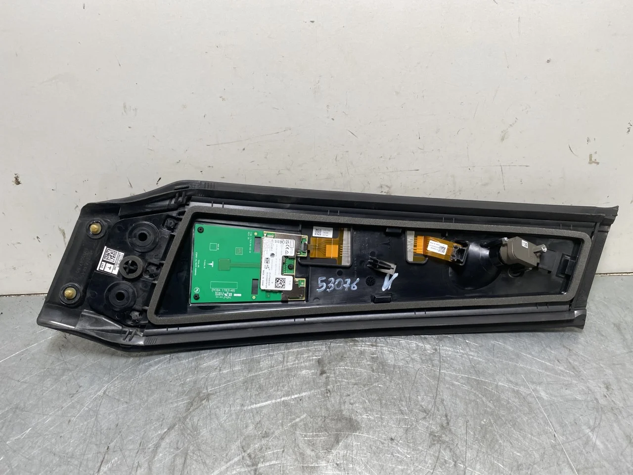 Tesla MODEL 3 2024- Body shell view 2