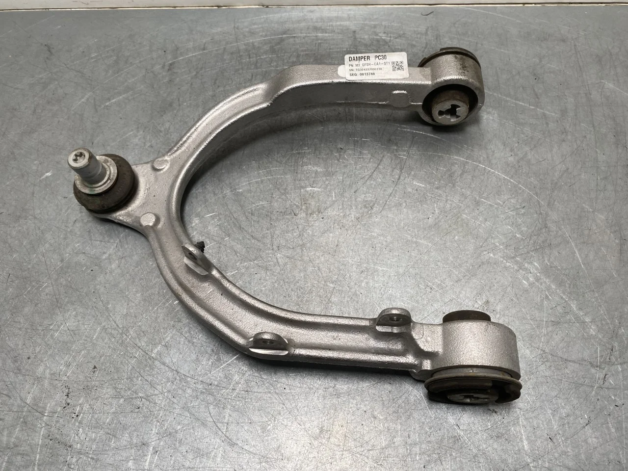 Tesla MODEL 3 2024- Control arm, front left upper